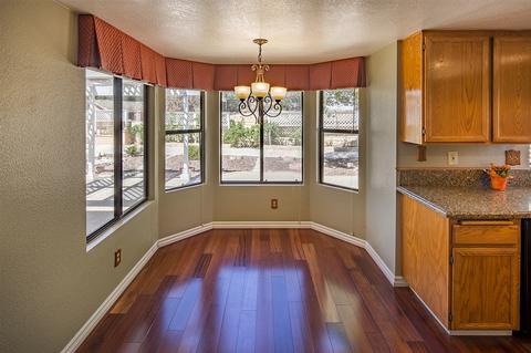 2462 Live Oak Rd, Escondido, CA 92029 photo 3