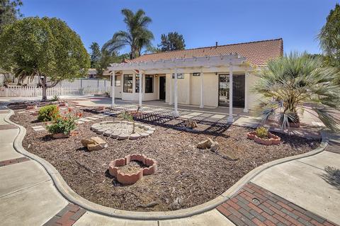 2462 Live Oak Rd, Escondido, CA 92029 photo 21