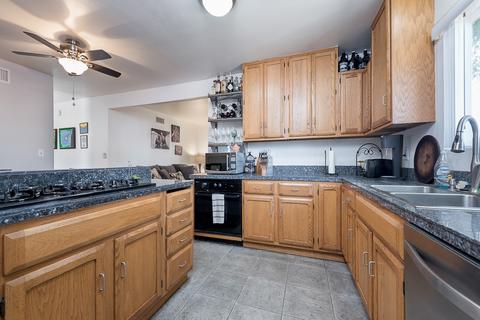 625 Bison Ct, El Cajon, CA 92019 photo 13