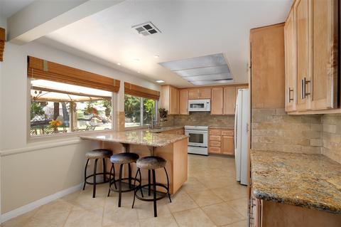 17240 Saint Andrews Dr, Poway, CA 92064 photo 3