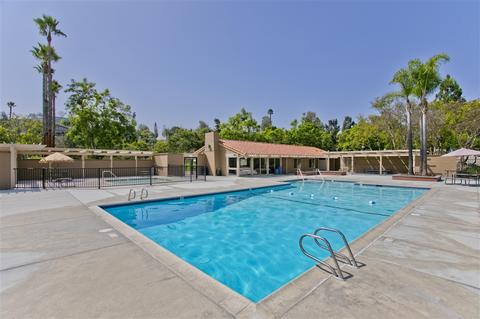 10022 Nuerto Ln, Spring Valley, CA 91977 photo 18