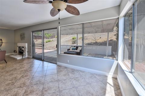 10216 Centinella Dr, La Mesa, CA 91941 photo 16