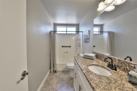 10216 Centinella Dr, La Mesa, CA 91941 photo 18