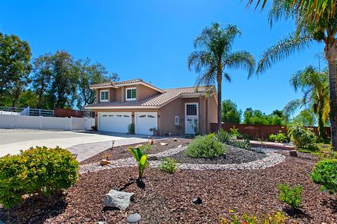 27595 Dandelion Ct, Temecula, CA 92591 photo 2