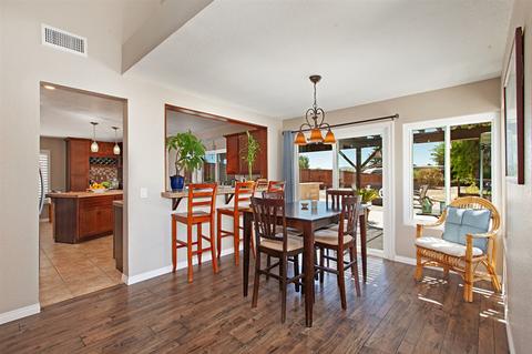 27595 Dandelion Ct, Temecula, CA 92591 photo 6