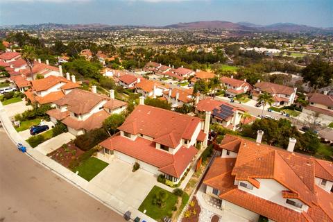 2229 Summerhill Dr, Encinitas, CA 92024 photo 2