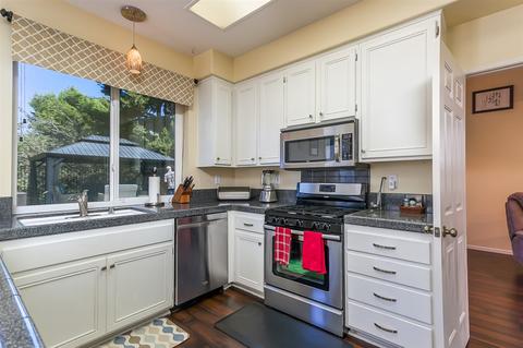 948 Martinique Dr, Chula Vista, CA 91913 photo 7