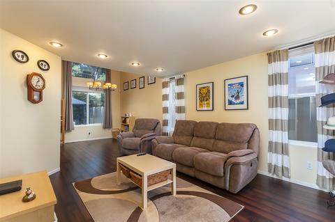 948 Martinique Dr, Chula Vista, CA 91913 photo 4