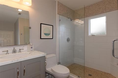 5558 Taft Ave, La Jolla, CA 92037 photo 9