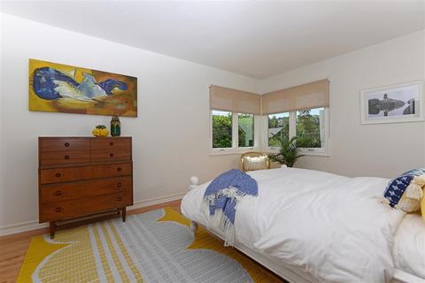 5558 Taft Ave, La Jolla, CA 92037 photo 10