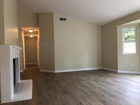 536 Gail Dr, Vista, CA 92084 photo 10