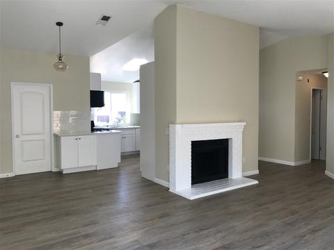536 Gail Dr, Vista, CA 92084 photo 5