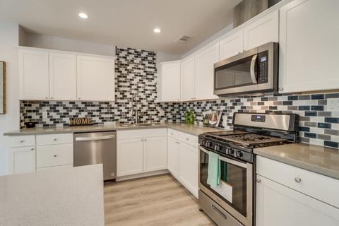 10431 Del Rio Rd, Spring Valley, CA 91978 photo 5