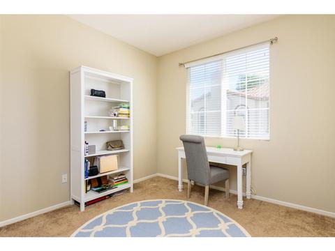 315 Dolphin Ln #6, Oceanside, CA 92058 photo 10