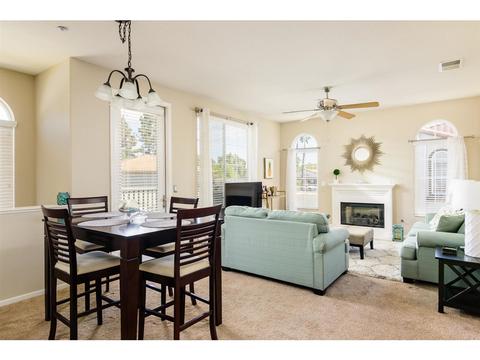 315 Dolphin Ln #6, Oceanside, CA 92058 photo 2