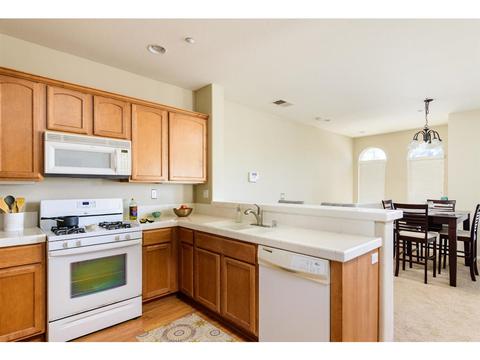 315 Dolphin Ln #6, Oceanside, CA 92058 photo 6