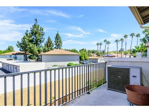 315 Dolphin Ln #6, Oceanside, CA 92058 photo 12