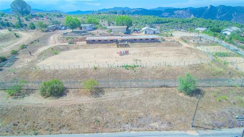 31755 Rancho Amigos Rd, Bonsall, CA 92003 photo 4