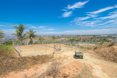 31755 Rancho Amigos Rd, Bonsall, CA 92003 photo 7