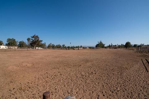 1890 Walnut St, Ramona, CA 92065 photo 3