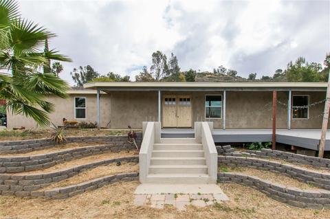11024 Nesmith Dr, Escondido, CA 92026 photo 1
