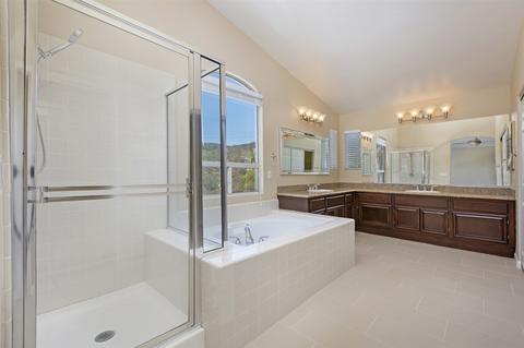 8304 Marbrook Way, El Cajon, CA 92021 photo 16