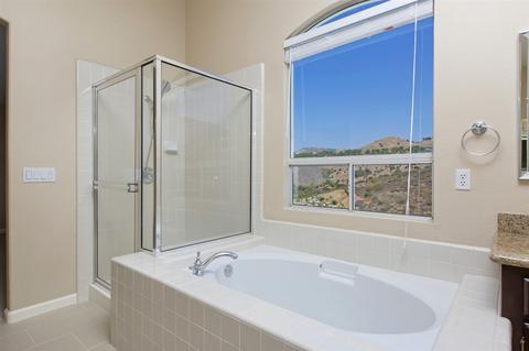 8304 Marbrook Way, El Cajon, CA 92021 photo 17
