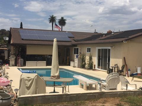 625 Siggson Ct, Escondido, CA 92026 photo 2