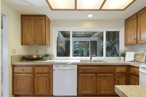 4998 Alicante, Oceanside, CA 92056 photo 7