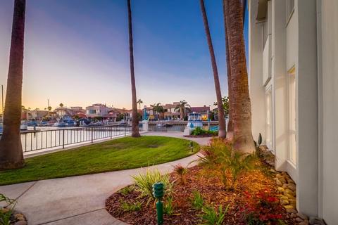 63 Antigua Ct, Coronado, CA 92118 photo 13