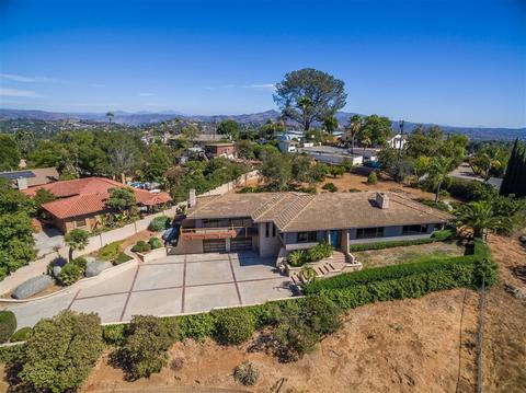 1545 Wilma Pl, Escondido, CA 92025 photo 2