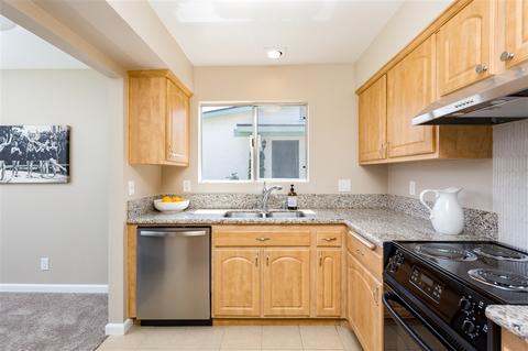946 Royal Tern Way, Oceanside, CA 92057 photo 7