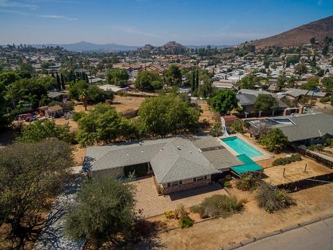 12237 Kingsford Ct, El Cajon, CA 92021 photo 3