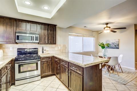 1228 Chambord Ct, Oceanside, CA 92054 photo 4