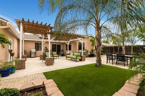1560 Mint Ave, El Cajon, CA 92019 photo 1