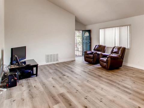 2025 Abelia Ln, Vista, CA 92083 photo 5