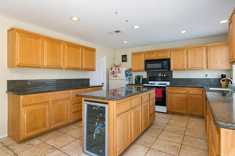321 La Soledad Way, Oceanside, CA 92057 photo 3
