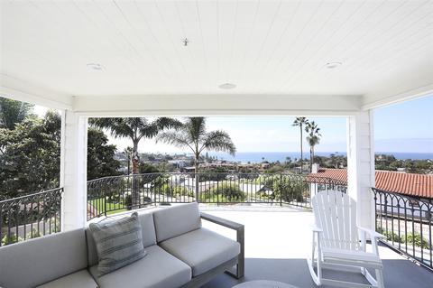 352 Arroyo Dr, Encinitas, CA 92024 photo 4