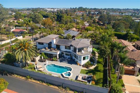 352 Arroyo Dr, Encinitas, CA 92024 photo 2