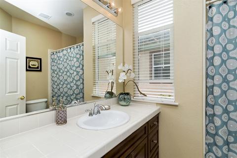 908 Bellagio, Escondido, CA 92027 photo 16