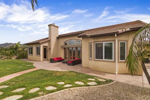 908 Bellagio, Escondido, CA 92027 photo 24