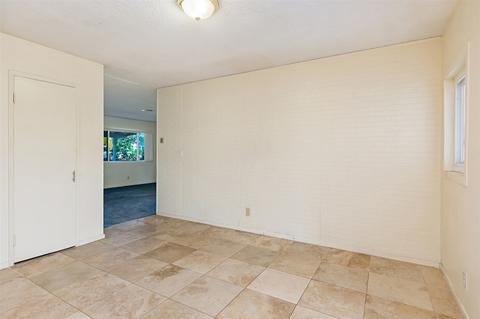 3919 Celeste Dr, Oceanside, CA 92056 photo 5