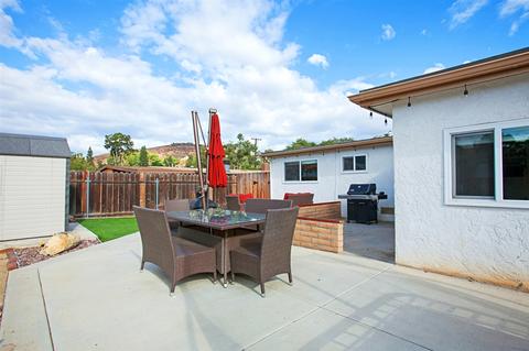 11068 Meadow Ter, Santee, CA 92071 photo 15