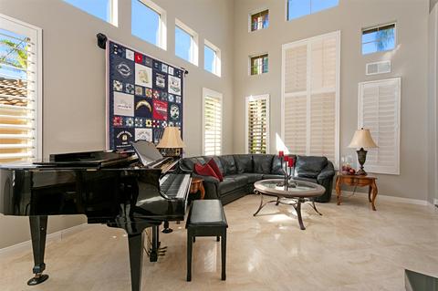 360 Benevente Dr, Oceanside, CA 92057 photo 5