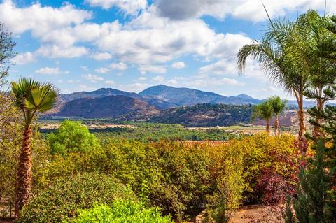 3640 Lago Sereno, Escondido, CA 92029 photo 3