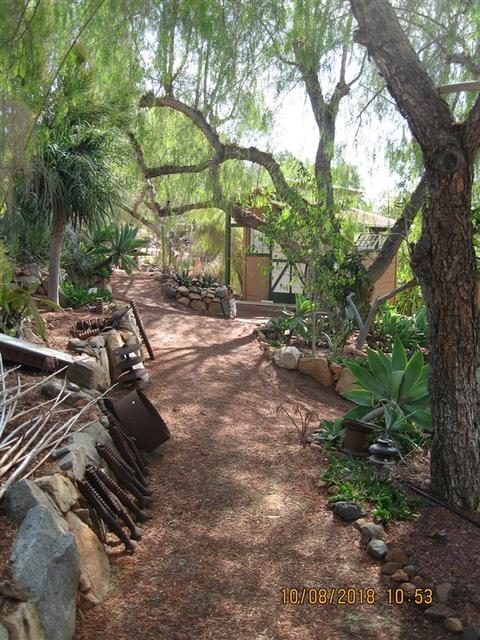 20307 Beech Ln, Escondido, CA 92029 photo 5