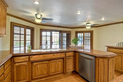 311 Rockhill Rd, Vista, CA 92084 photo 10