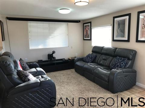 12956 Gate Dr, Poway, CA 92064 photo 4