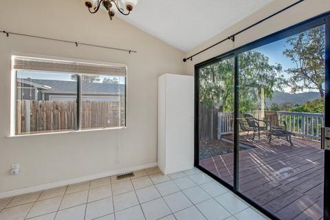 12502 Jackson Heights Dr, El Cajon, CA 92021 photo 9