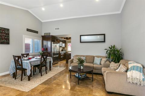 812 Oleander Pl, Escondido, CA 92027 photo 4